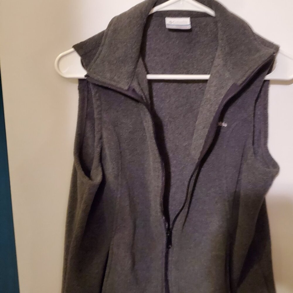 Columbia Women's Gray Small Fleece Vest